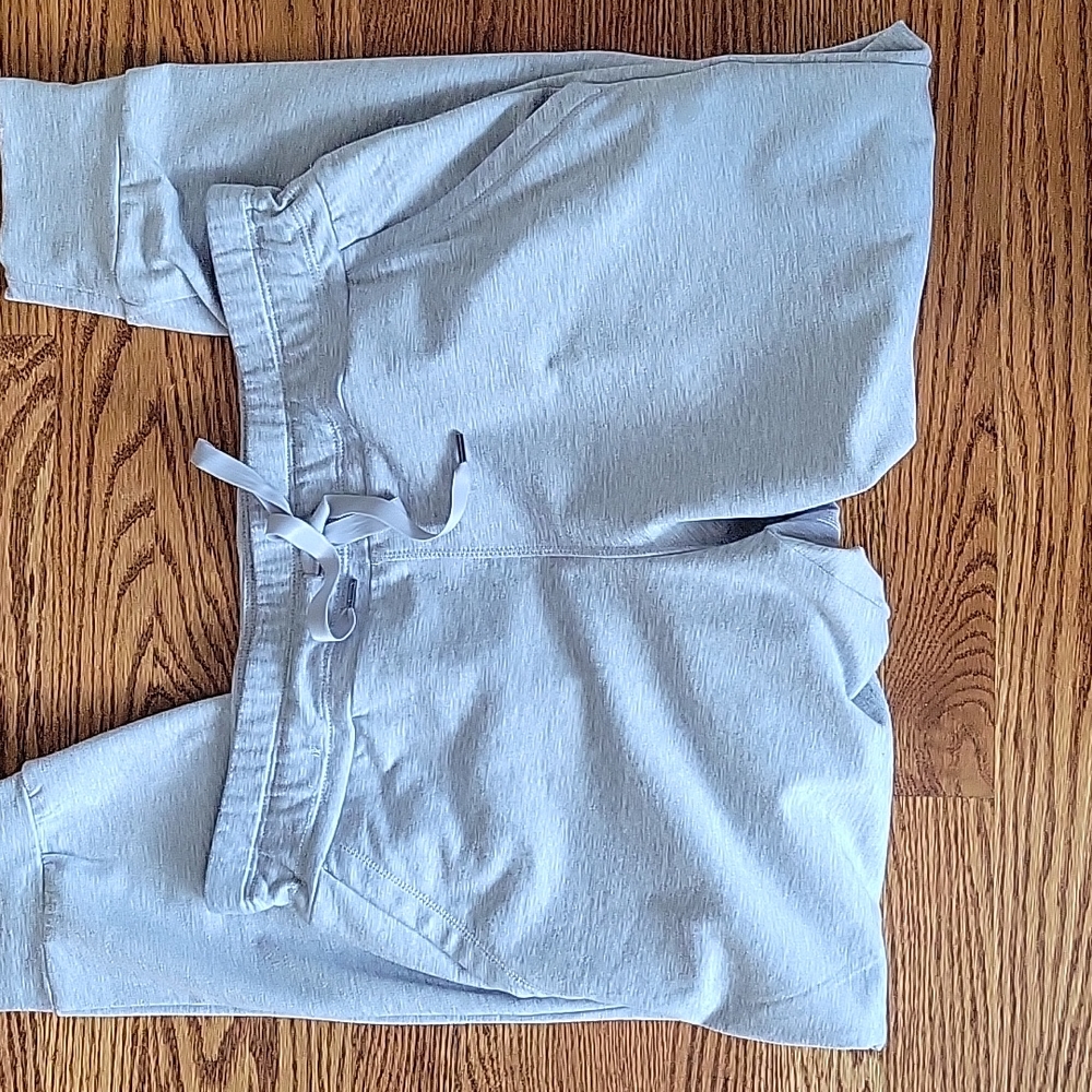 Joggers - Picture 2 of 4